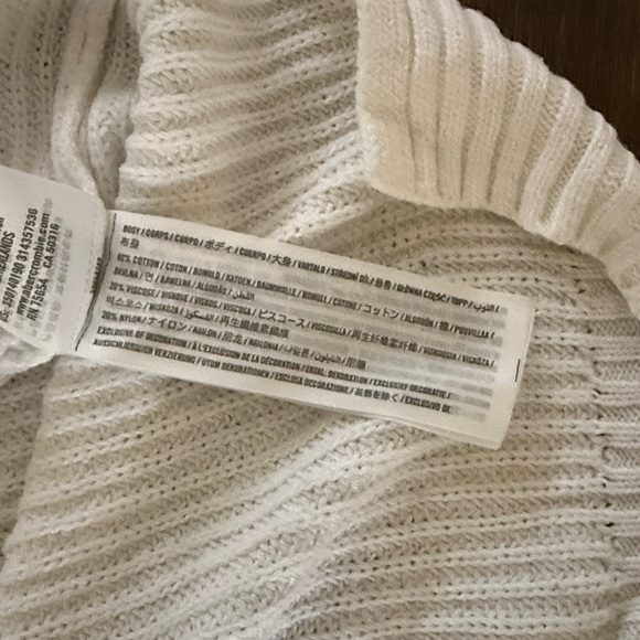 Hollister Cream White Knit Long Sleeve Sweater Large - Picture 7 of 11